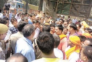 bhandara not organized in shekhpur aasiq village