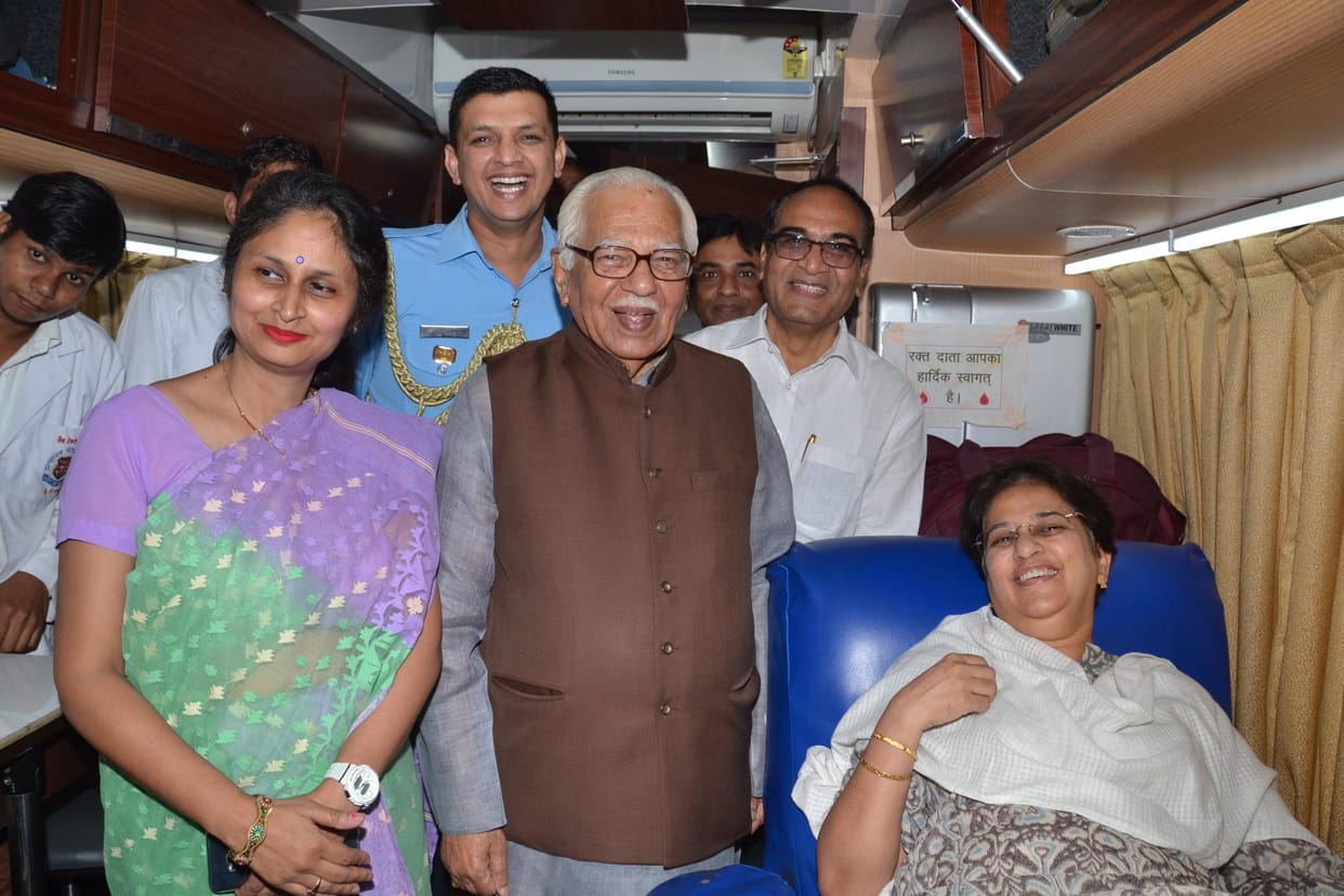 governor ram naik on blood donation.