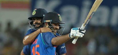 live score india vs australia fifth odi at nagpur stadium  