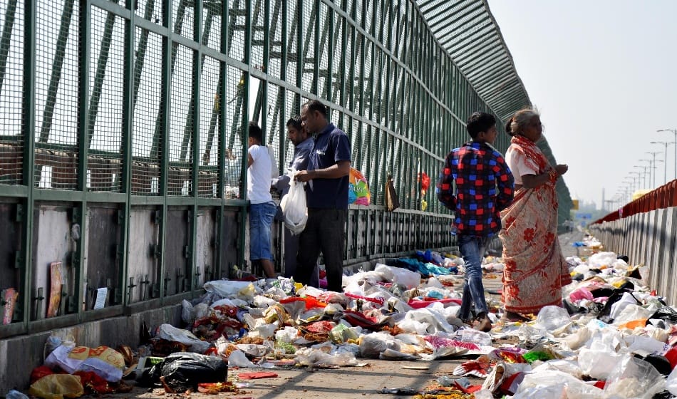 Making Third Year Anniversary of Swachh Bharat Abhiyan but No budy take stand for Yamuna River Ghat
