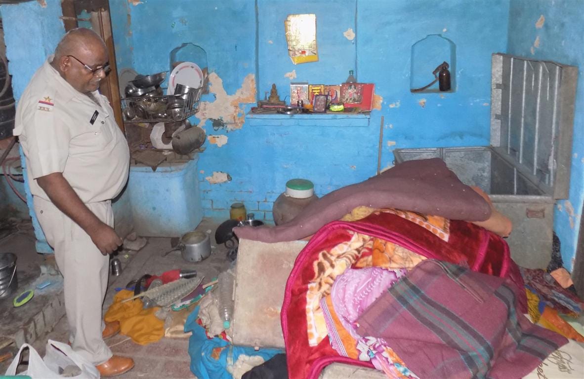 The burglars set ablaze by the thieves