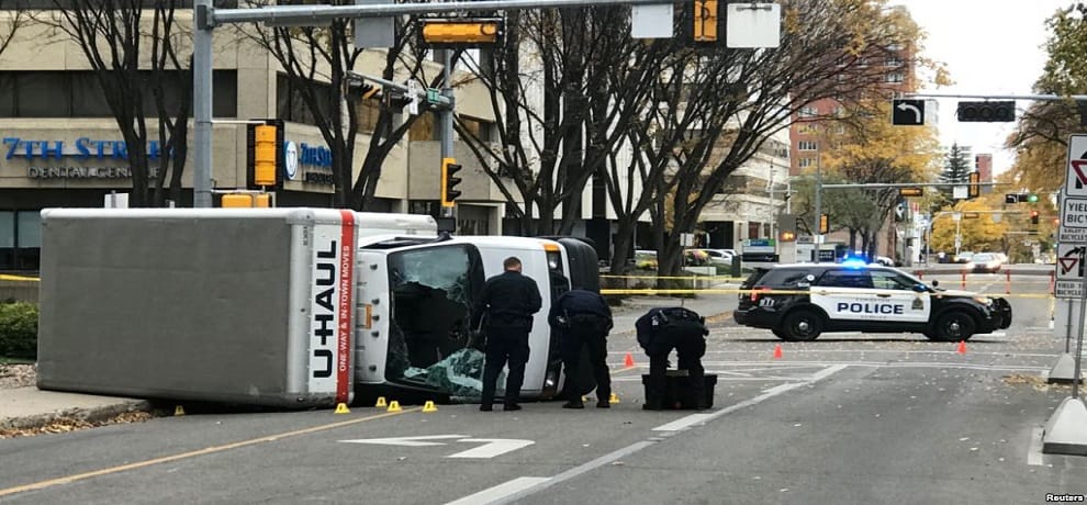 Canada: five hurt as edmonton attacks isis flag found