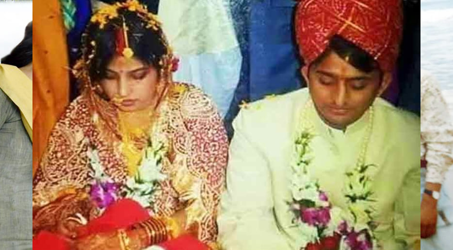 Dimple recently share old picture of Akhilesh on social media