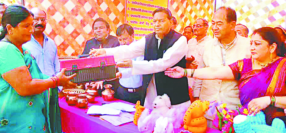 bapu and shastri ji remembered on jayanti
