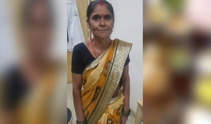woman starts screaming after seeing food on plate was suffering from abdominal angina cure in delhi