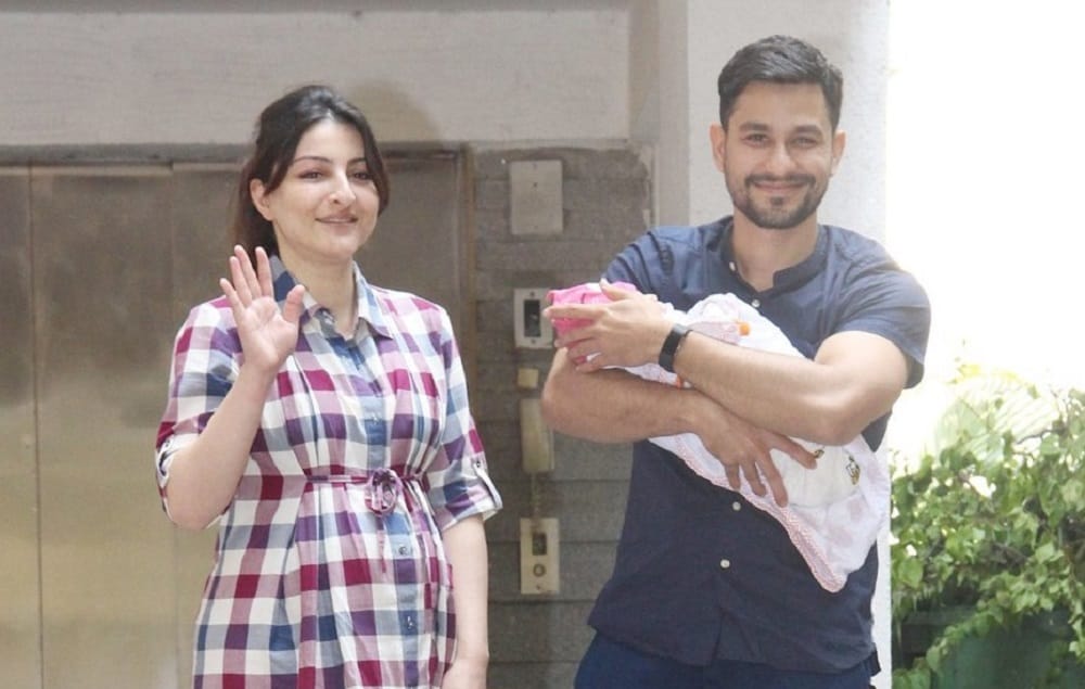 First Picture of Soha Ali Khan And Kunal Kemmu‏ Daughter Inaaya Naumi Kemmu