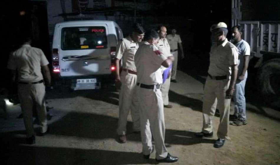 financier shot dead at his shop in guru gram