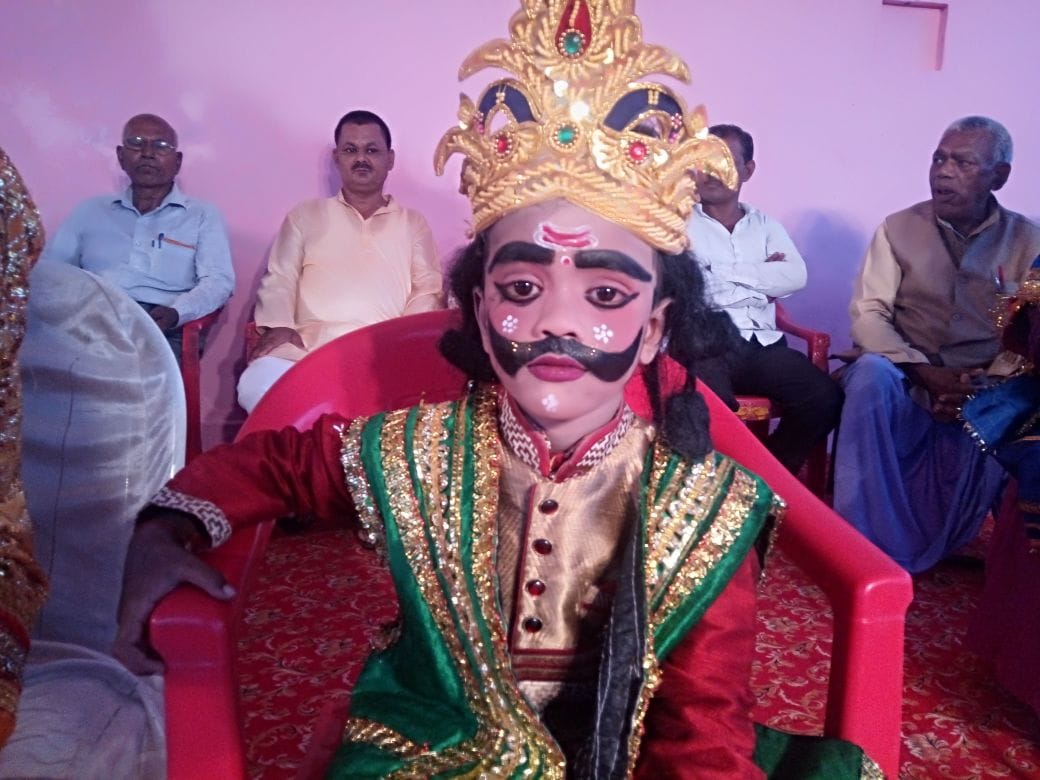 ramlila by Muslim actors in bkt lucknow