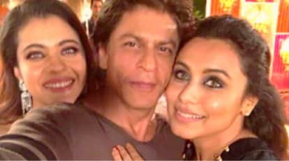 Shah Rukh Khan Recreates Kuch Kuch Hota Hai Moment With Kajol and Rani Mukerji With This Selfie 