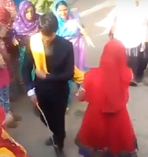 viral video bride beat groom on road 