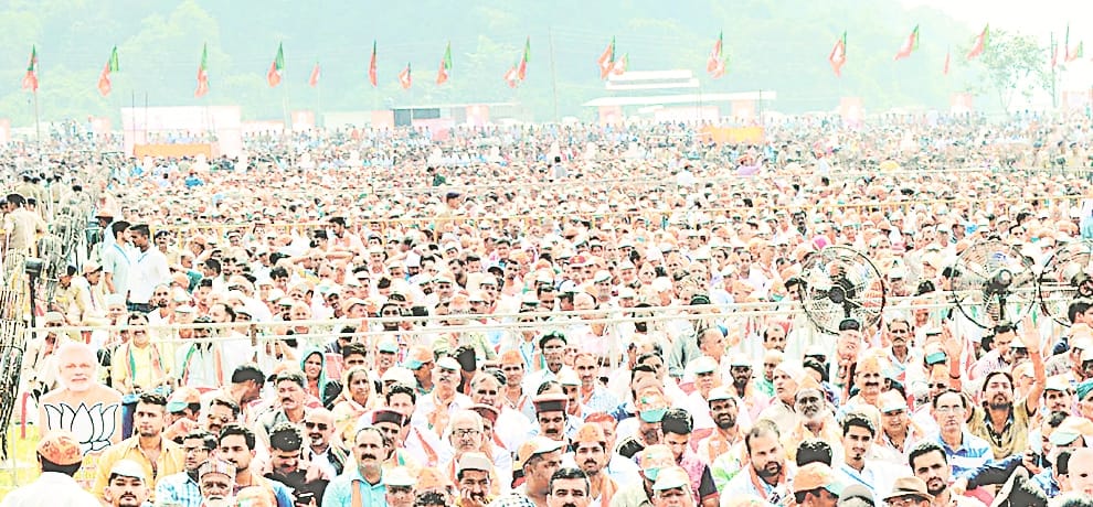 bjp said more than one lakh people participated in pm modi rally