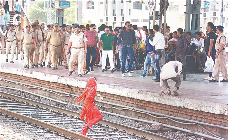 EMU is crowded: The reason for the accidents: IG GRP