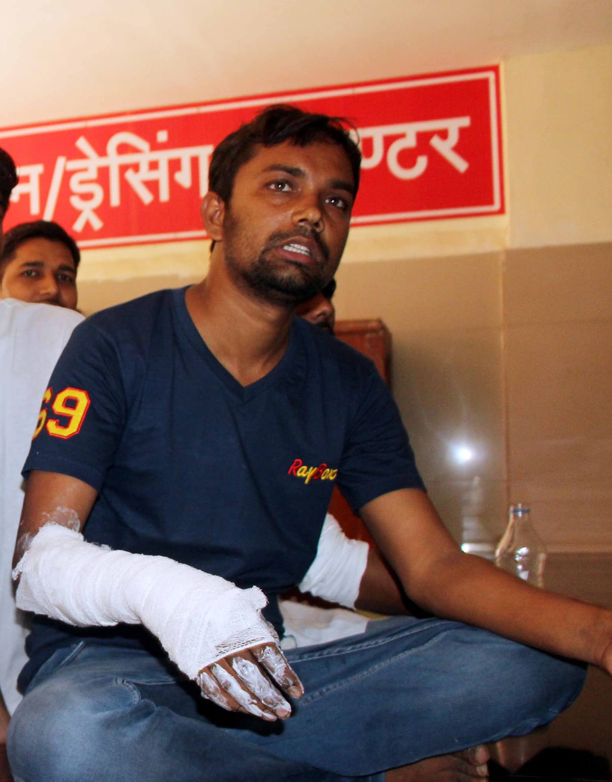 youth tried to self-immolation