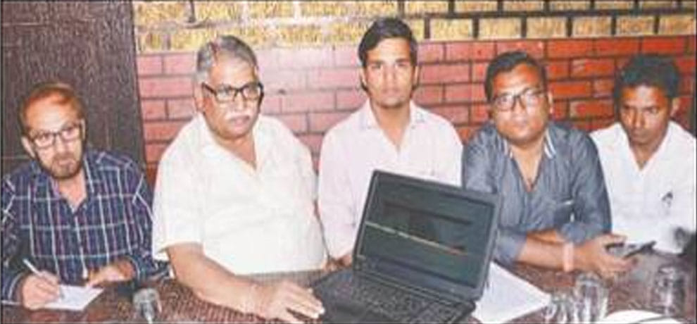 web portal launched for Indians stucked in dubai by aligarh muslim university student