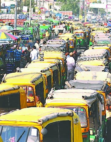 Long line to supply CNG
