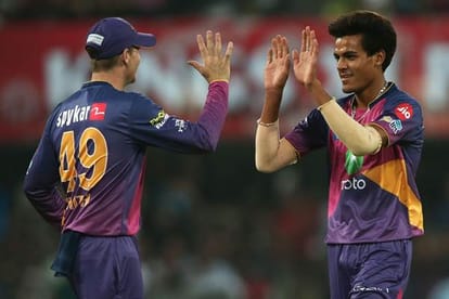 bcci wrongly included fast bowler in the squad against new zealand 