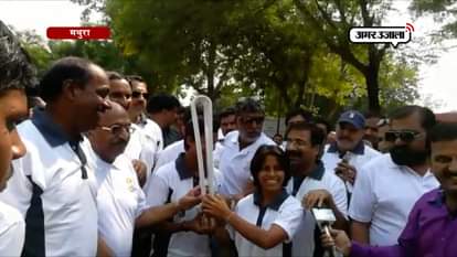 Commonwealth Baton relay reached agra via mathura