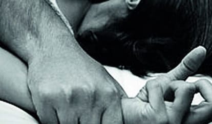 Murder of woman after gangrape in Bareilly