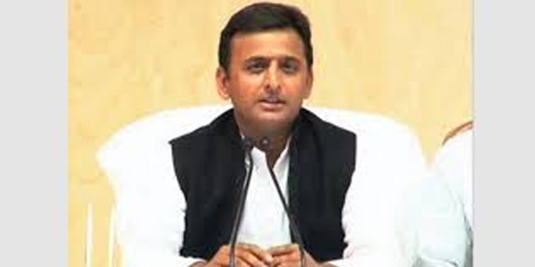 Akhilesh Yadav targets BJP, soft stand on Shivpal