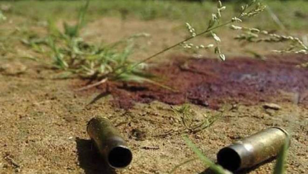 police encounter shoot out a criminal, had price of 80 thousand on his head