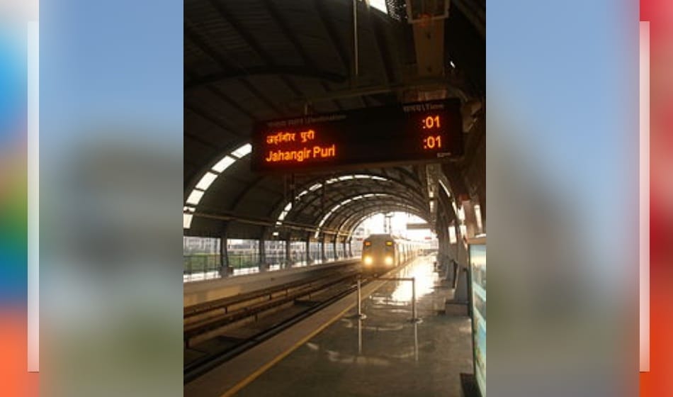 hardeep singh informs Kejriwal that Metro Act doesn't allow it to put on hold on metro fares