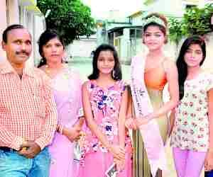 Pakhi want to win Miss Universe title