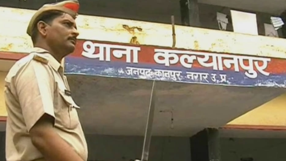 police Real Singham Style at kanpur