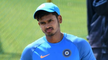 bcci wrongly included fast bowler in the squad against new zealand 