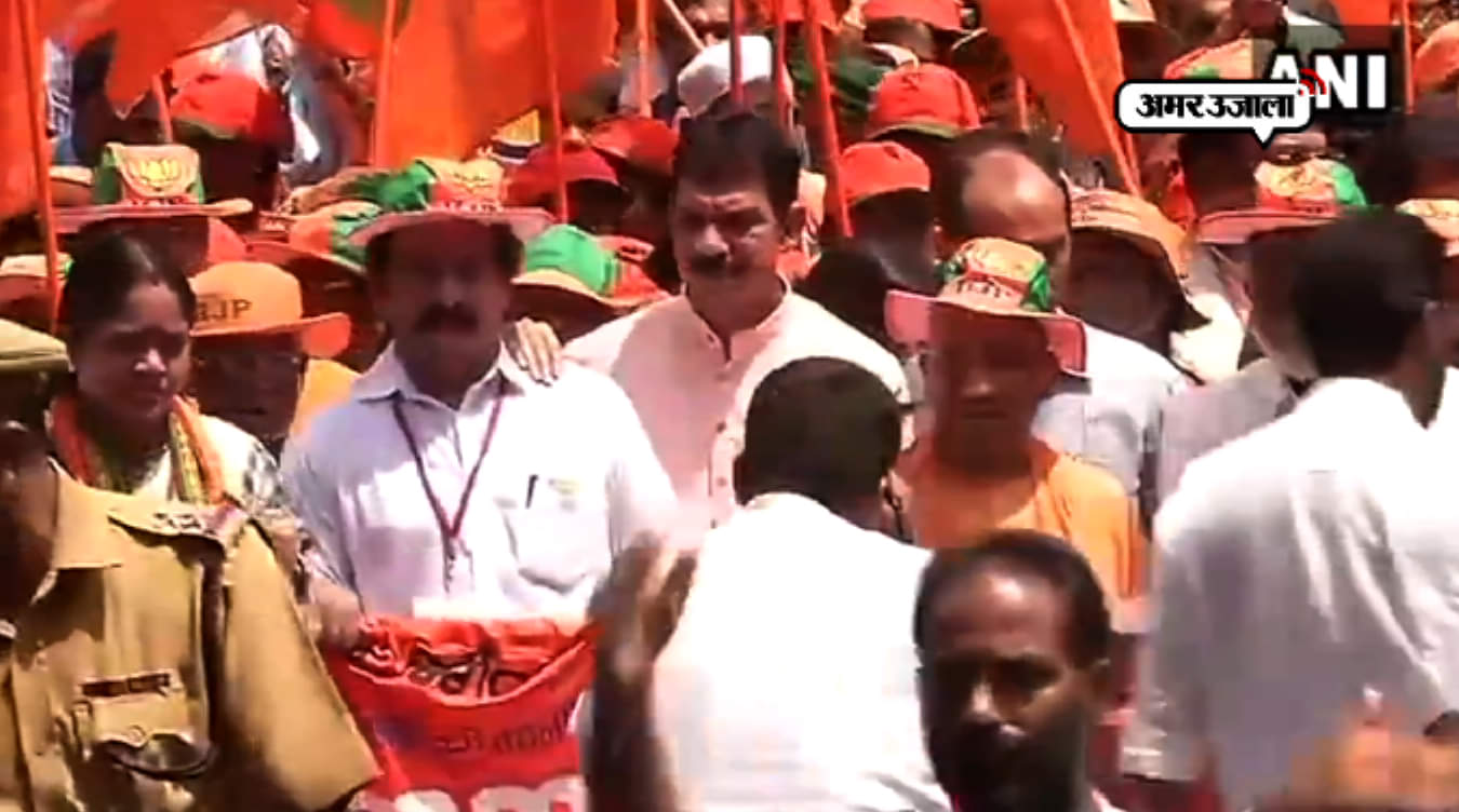 योगी आदित्यनाथ