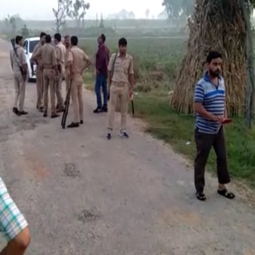 Live photos of the encounter... police arrested two accused
