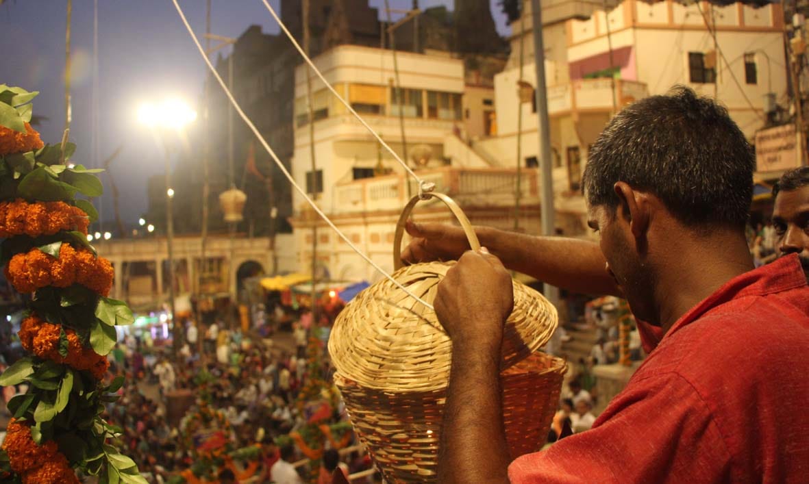 akashdeep in varanasi for memory of martyrs