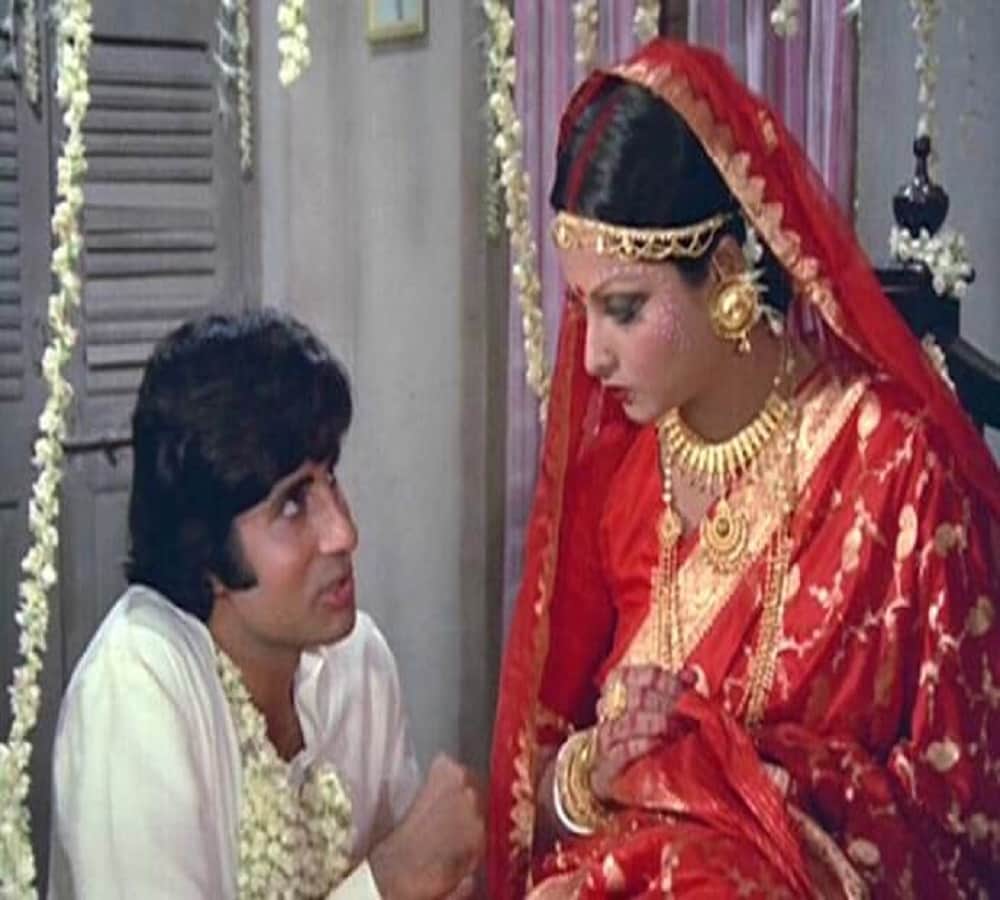 Amitabh Bachchan beat up a fan for rekha at film shooting