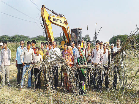 Gail engineer on backfatt to see anger of farmers