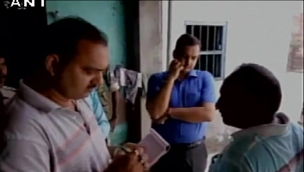 Jharkhand: two minor girls were allegedly gangraped by 3 men in Palamu