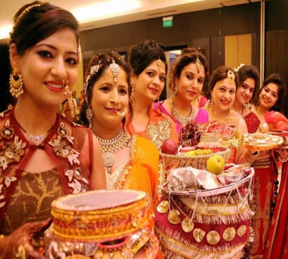 karva chauth 2017 know about muhurat or timing and when moon will rise