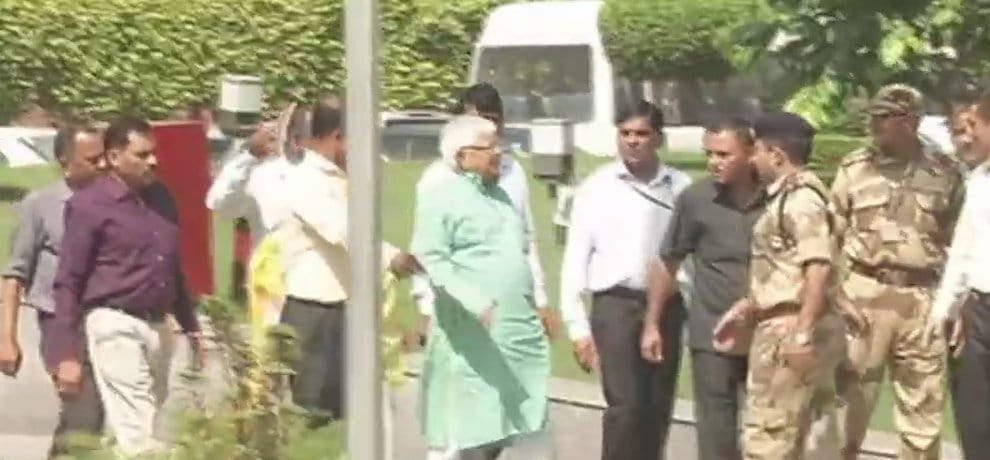 RJD chief lalu prasad yadav will appears to CBI in Railway tender scam