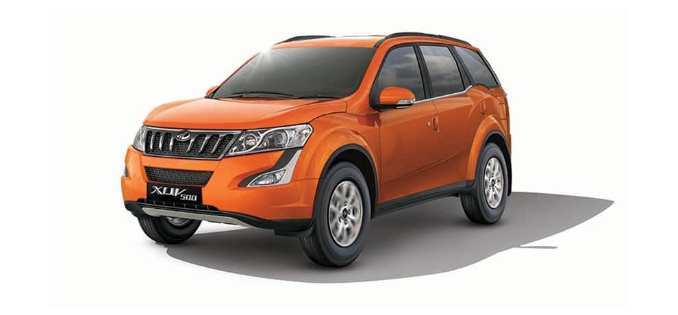 buy mahindra xuv500 amt this month and get discount of 1.25 lakh rupees