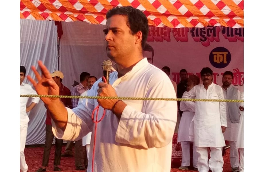 narendra modi should resolve the problem of public says rahul gandhi.