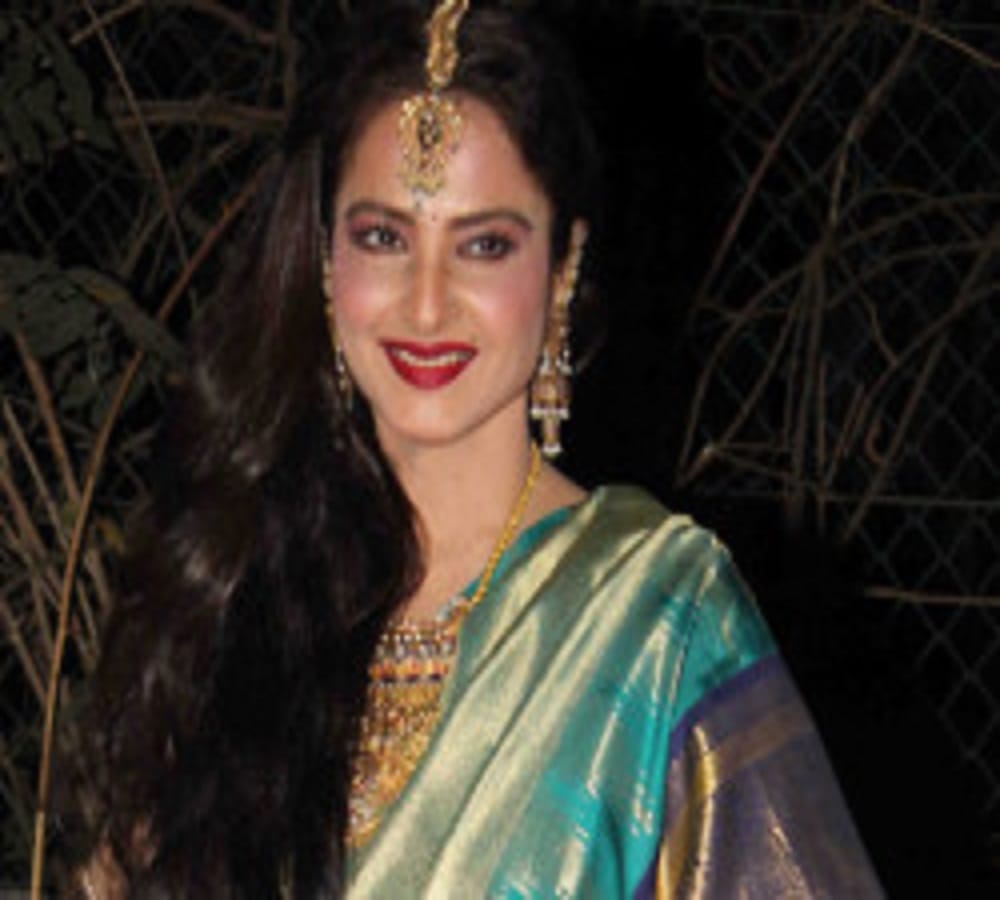 Everything You Want To Know About Bollywood Actress Rekha Net Worth and Source Of Income