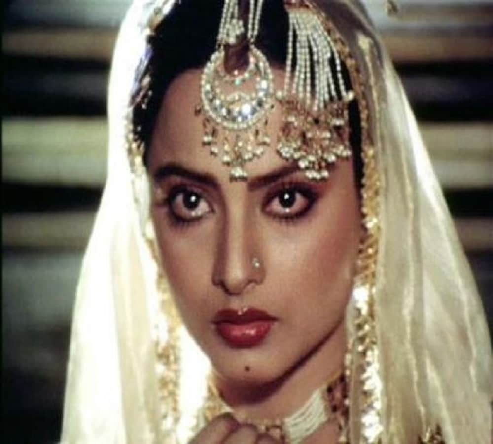 happy birthday rekha she came into controversy from birth was baby of unmarried mother