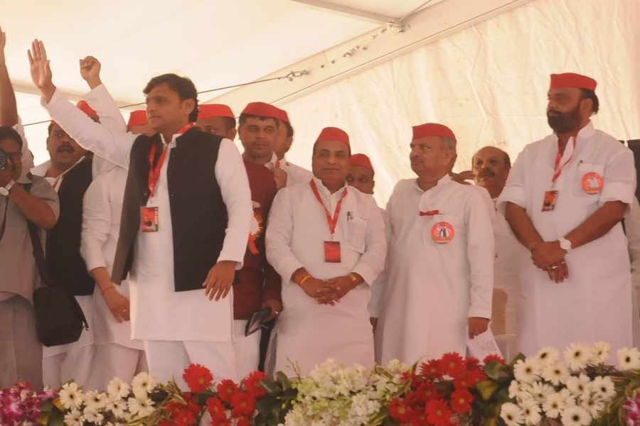 facts about samajwadi party national meeting in agra