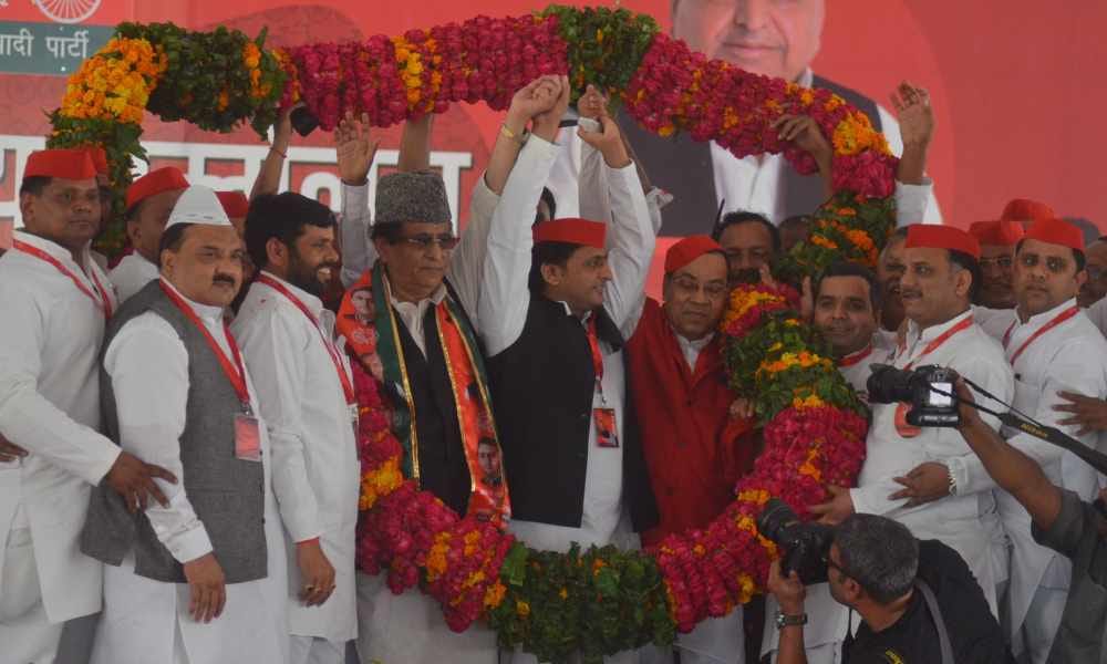 akhilesh yadav elected as samajwadi nation president