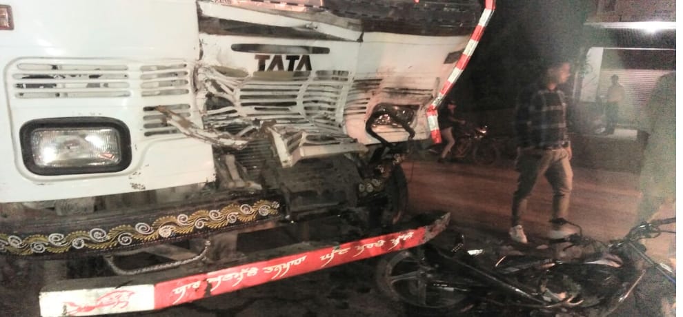 two person died in car and truck collision