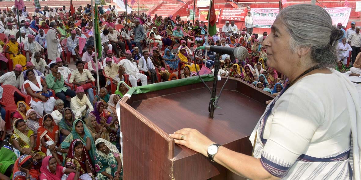 former MP Subhashini Ali target BHU administration for protest and lathi charge