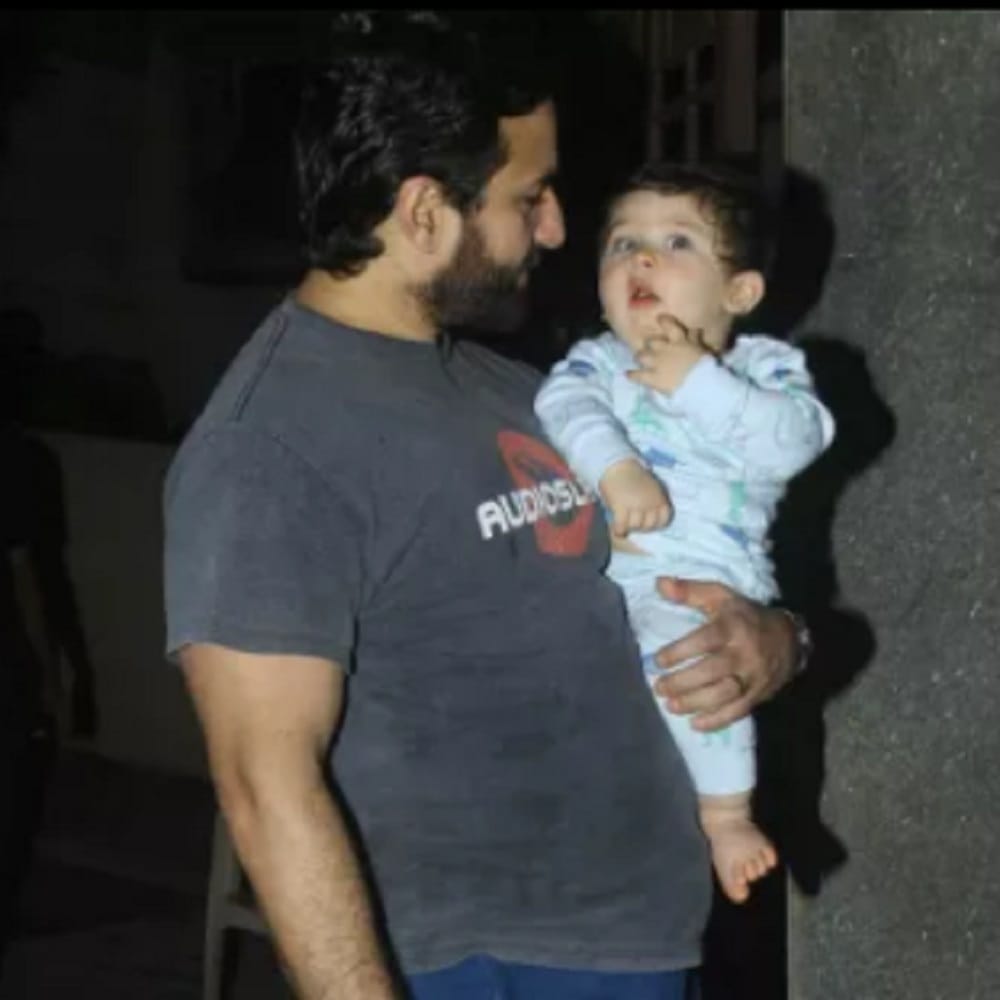 Taimur ali khan is bollywood star according to his father Saif Ali Khan