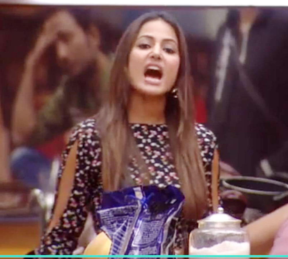 arshi khan and jubair khan fight in bigg boss house