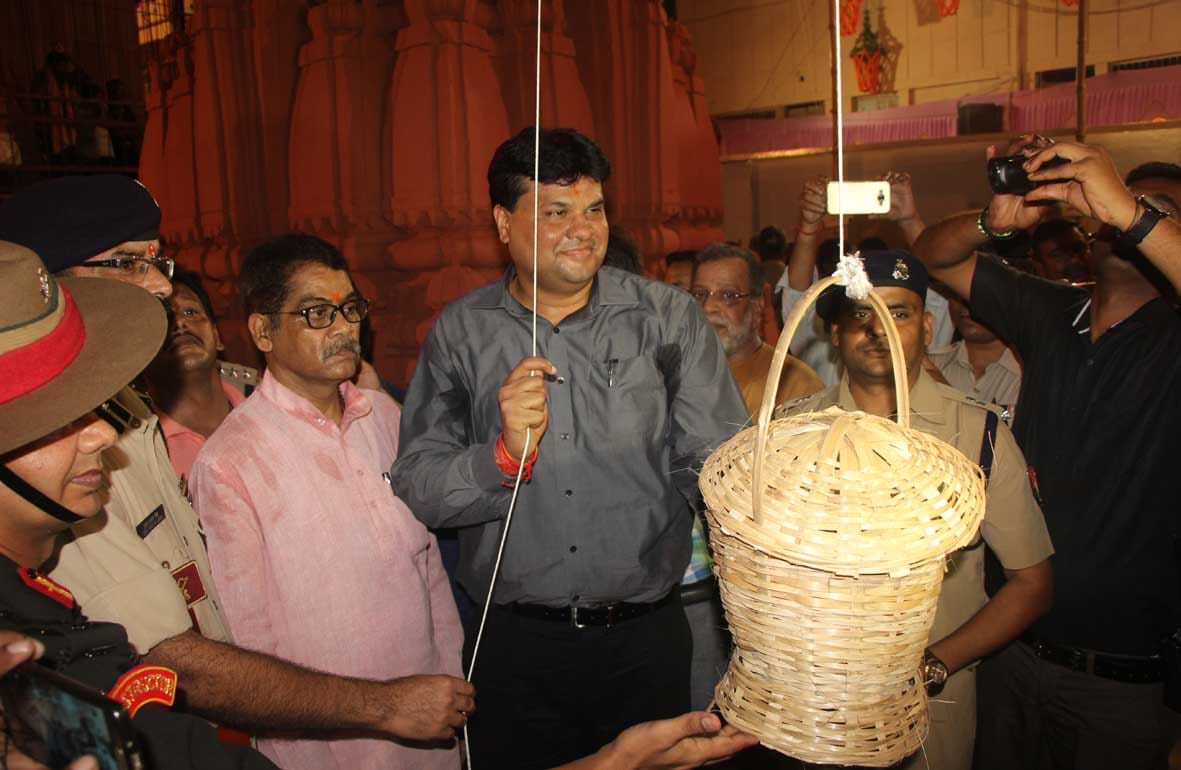 decoration of kashi is begain for this diwali