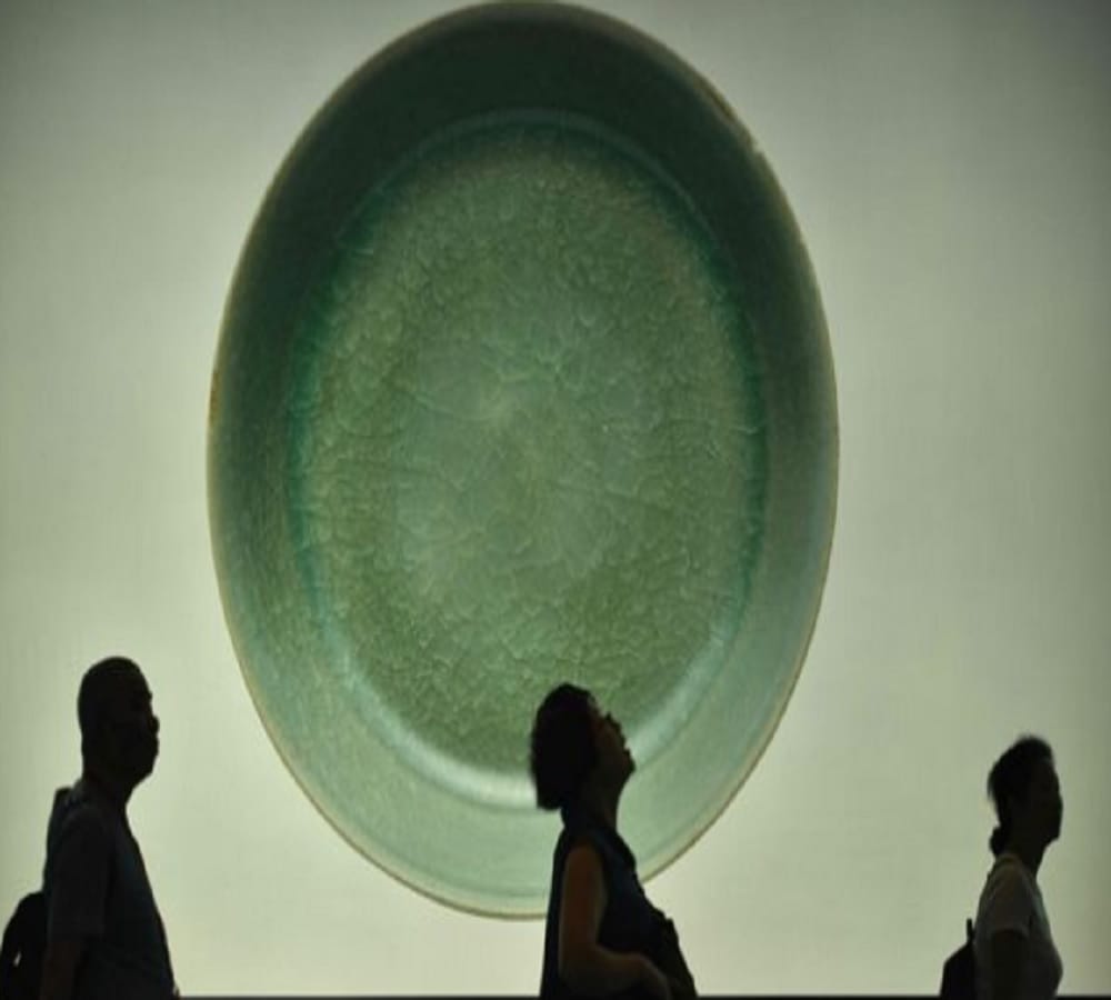 This small bowl auctioned 248 crore rupees in Hong Kong 