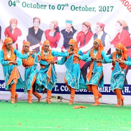 folk dance presentation in youth festival organising at hamirpur