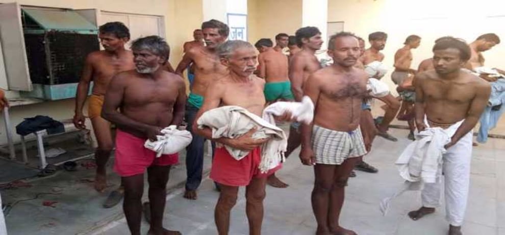 madhya pradesh sho transfers, 3 sends to police line in Tikamgarh case